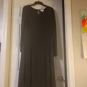 Black dress w/ front split